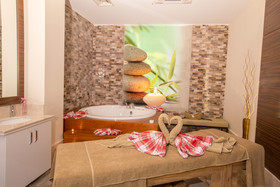 Aquamarin Side Resort & Spa