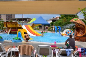 Sunmelia Beach Resort
