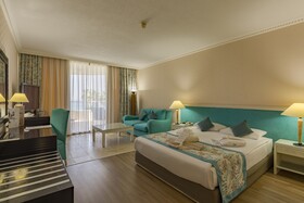 Sunrise Queen Luxury Hotel
