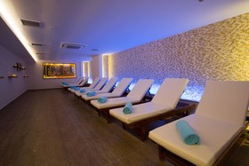 Water Side Resort & Spa