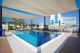 Water Side Resort & Spa