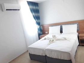 Wonder Life Hotel