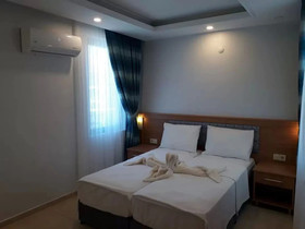 Wonder Life Hotel
