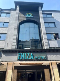 Eniza Hotel