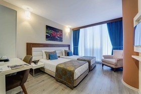 Forum Suite Hotel