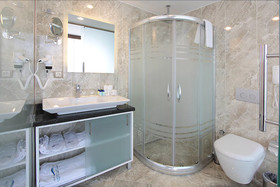 Forum Suite Hotel