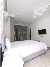 Nar Konaklama