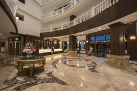 Oz SUI Resort Hotel