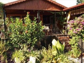 Akay Pension & Apartments