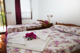 Flower Pension
