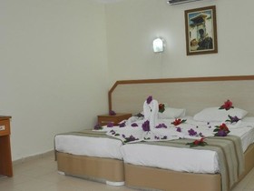 alltoura Club Hotel La Benata
