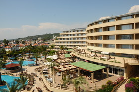 Armas Pemar Beach Resort