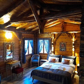 Antalya Bodrum Kayasi Dag Oteli