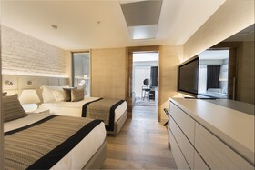Acanthus Cennet Barut Collection
