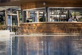 Acanthus Cennet Barut Collection