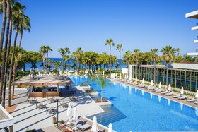 Acanthus Cennet Barut Collection