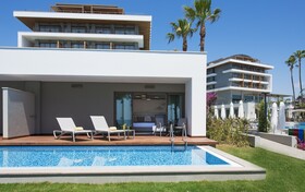 Acanthus Cennet Barut Collection