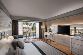 Acanthus Cennet Barut Collection