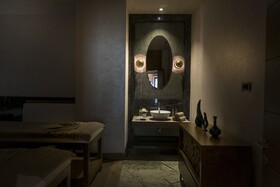 Acanthus Cennet Barut Collection