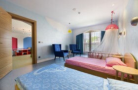Acanthus Cennet Barut Collection