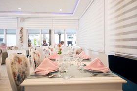 Clover Magic Altinkum Park Hotel