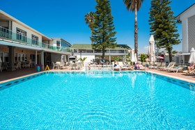 Clover Magic Altinkum Park Hotel