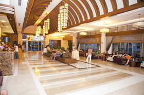 Side Aluna Hotel