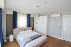 Elia Apartments