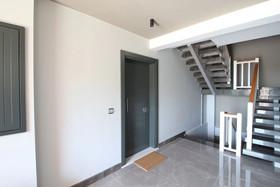 Elia Apartments