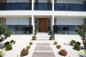 Elia Apartments