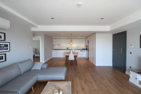 Elia Apartments