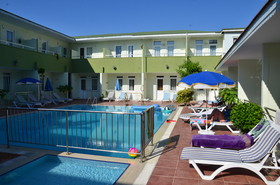 Elis Beach Hotel