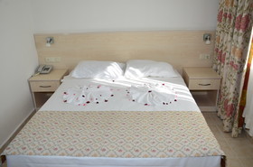 Elis Beach Hotel