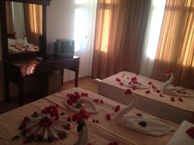Elpaso Hotel