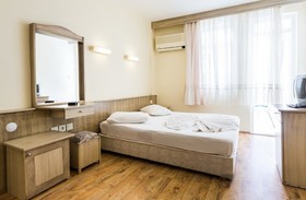 Simus Beach Hotel