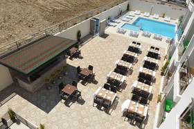A Hotel Side