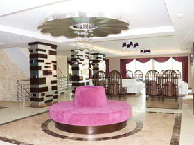 Adella Side Hotel