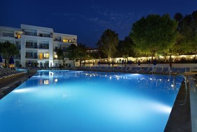 Side Nusso Beach Hotel