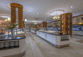 LRS Lake & River Side Hotel & Spa