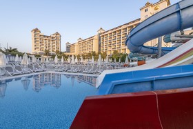 LRS Lake & River Side Hotel & Spa