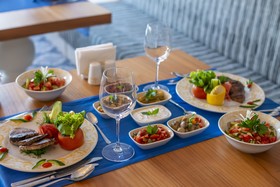 LRS Lake & River Side Hotel & Spa