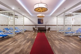 LRS Lake & River Side Hotel & Spa