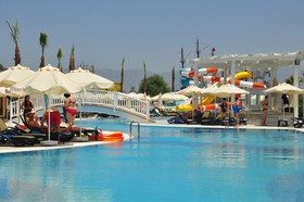 LRS Port River Hotel & Spa