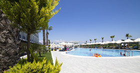 LRS Port River Hotel & Spa