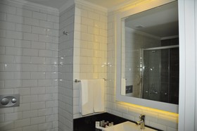 LRS Port River Hotel & Spa