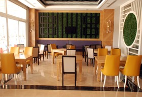 LRS Port River Hotel & Spa