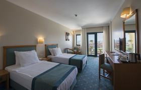 Miramare Queen Hotel