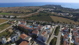 Side Resort Annex
