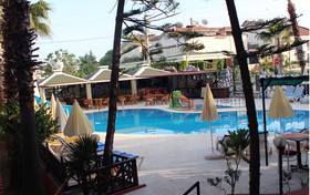 Semoris Hotel