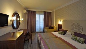 Side Alegria Hotel & Spa